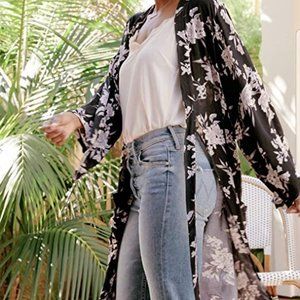 SPIRITUAL GANGSTER Women's 'MAYA' Black Kimono